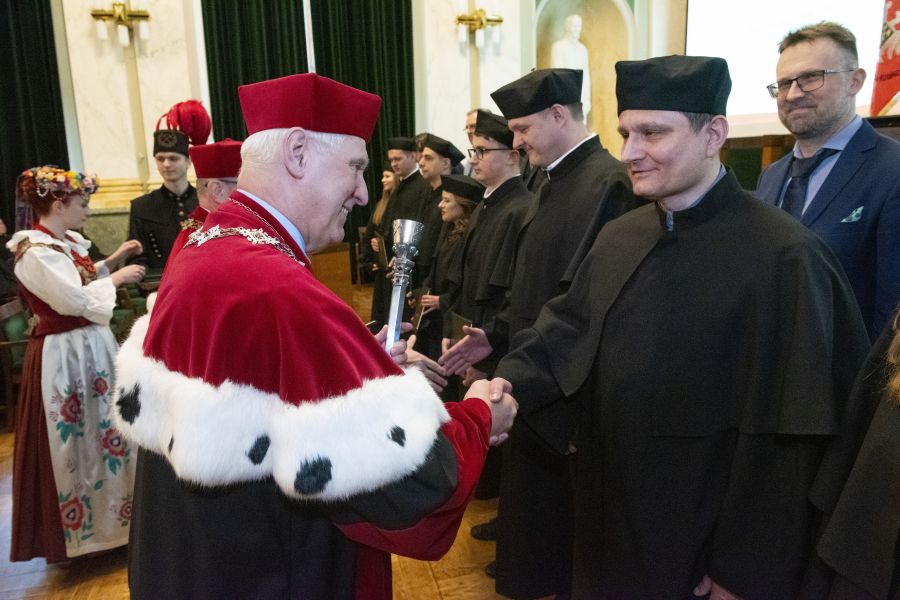 Kliknij aby zobaczyć pełny rozmiar