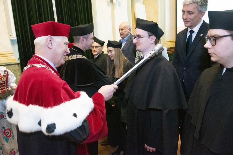 Kliknij aby zobaczyć pełny rozmiar