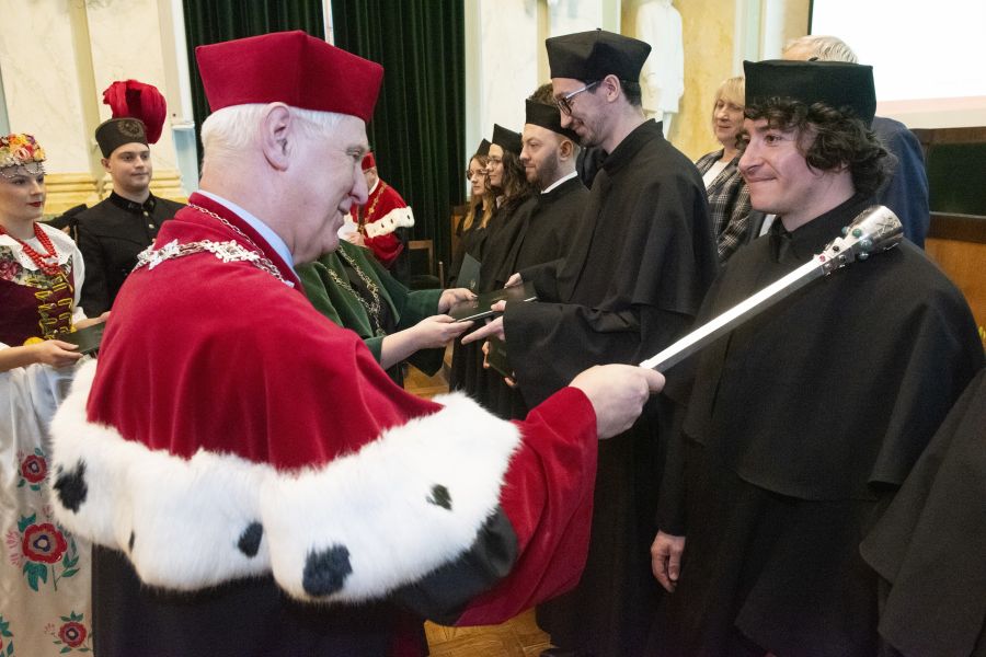 Kliknij aby zobaczyć pełny rozmiar