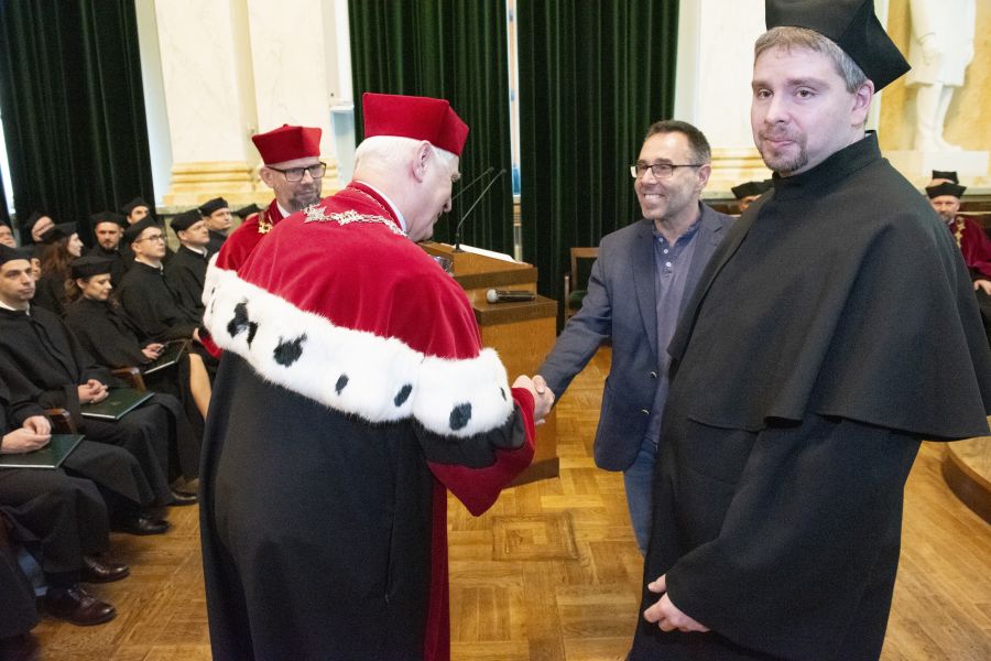 Kliknij aby zobaczyć pełny rozmiar