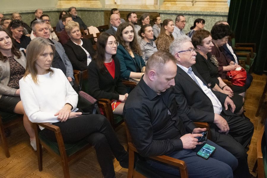 Kliknij aby zobaczyć pełny rozmiar