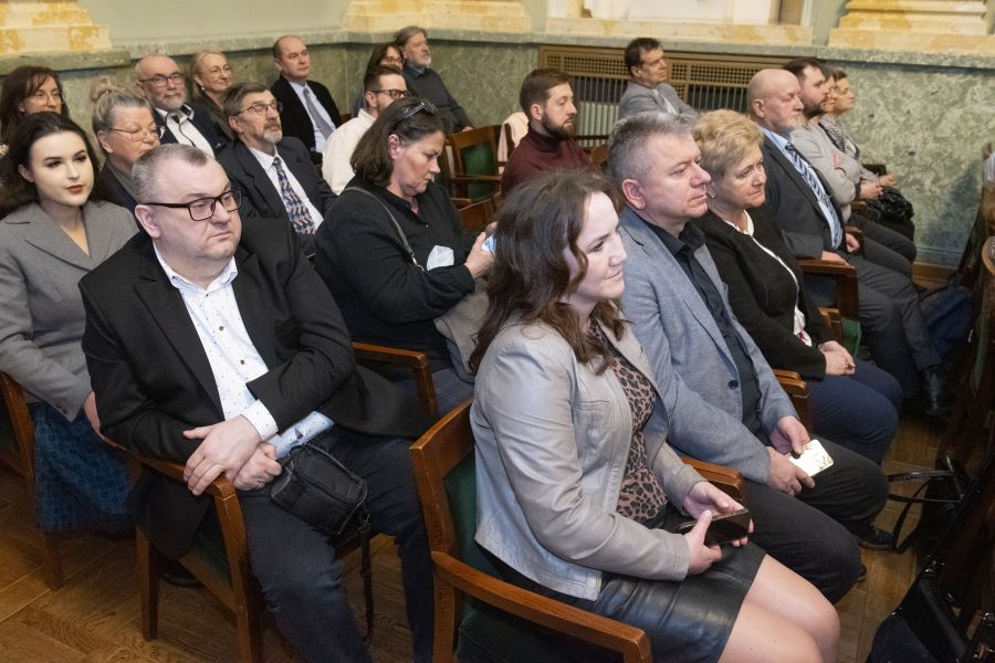 Kliknij aby zobaczyć pełny rozmiar