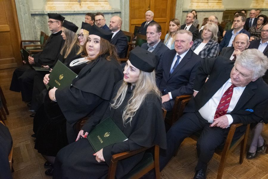 Kliknij aby zobaczyć pełny rozmiar