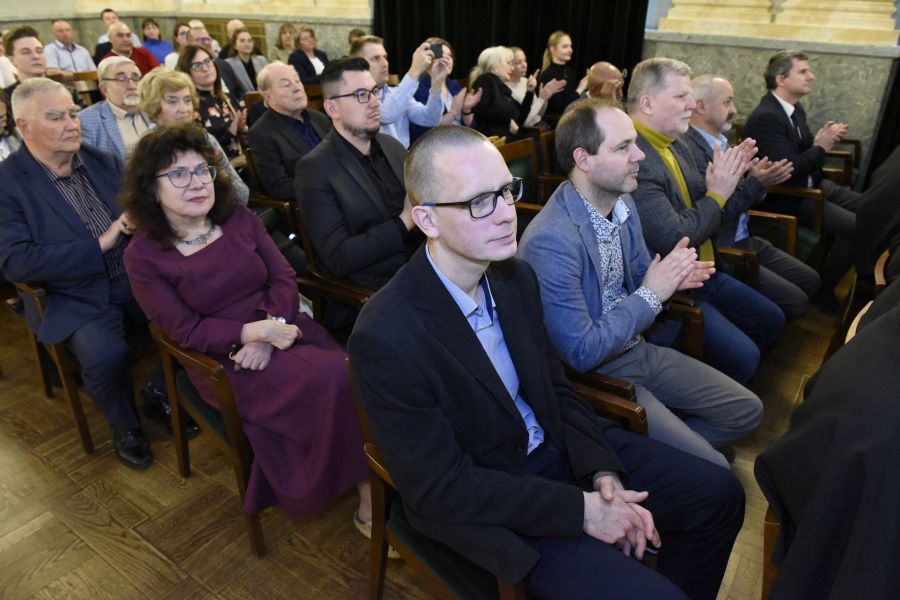 Kliknij aby zobaczyć pełny rozmiar
