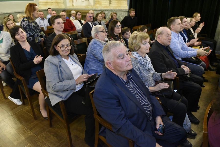 Kliknij aby zobaczyć pełny rozmiar