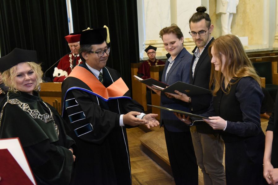 Kliknij aby zobaczyć pełny rozmiar