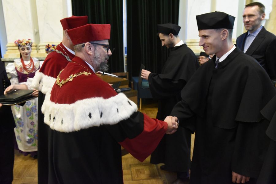 Kliknij aby zobaczyć pełny rozmiar