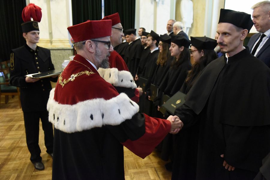 Kliknij aby zobaczyć pełny rozmiar