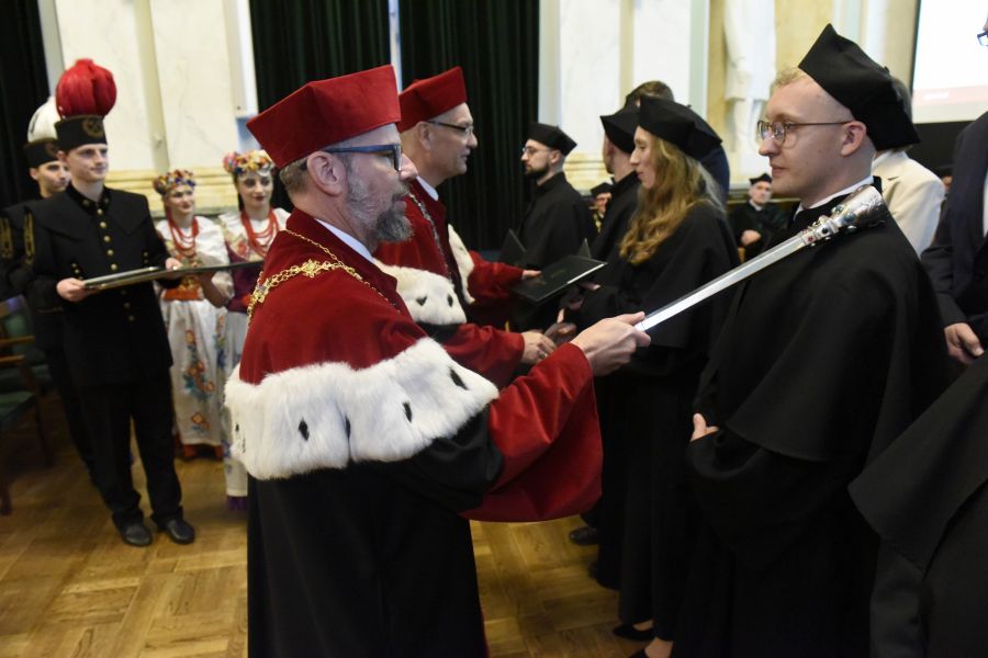 Kliknij aby zobaczyć pełny rozmiar