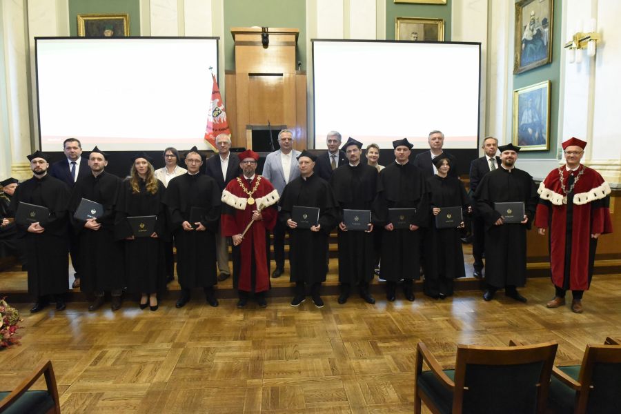 Kliknij aby zobaczyć pełny rozmiar