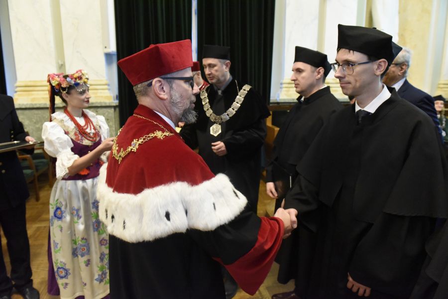 Kliknij aby zobaczyć pełny rozmiar