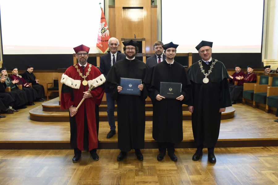 Kliknij aby zobaczyć pełny rozmiar