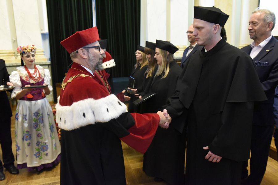 Kliknij aby zobaczyć pełny rozmiar