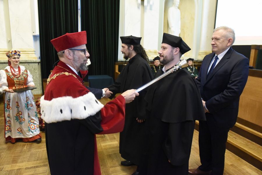 Kliknij aby zobaczyć pełny rozmiar