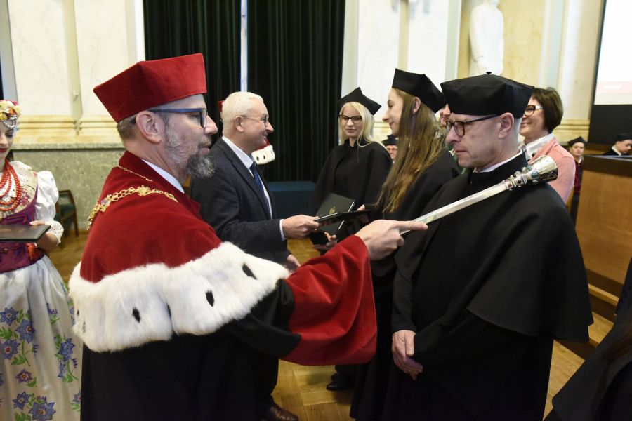 Kliknij aby zobaczyć pełny rozmiar