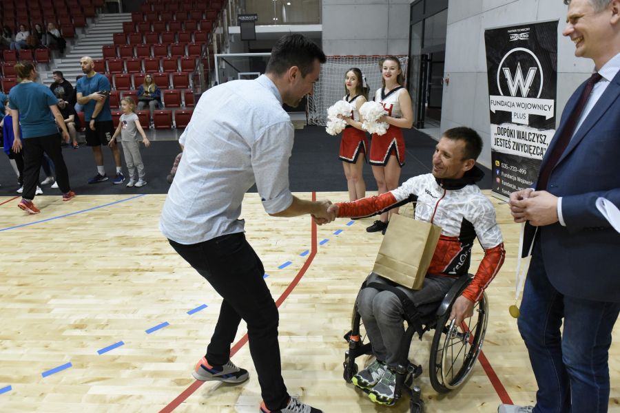 Kliknij aby zobaczyć pełny rozmiar