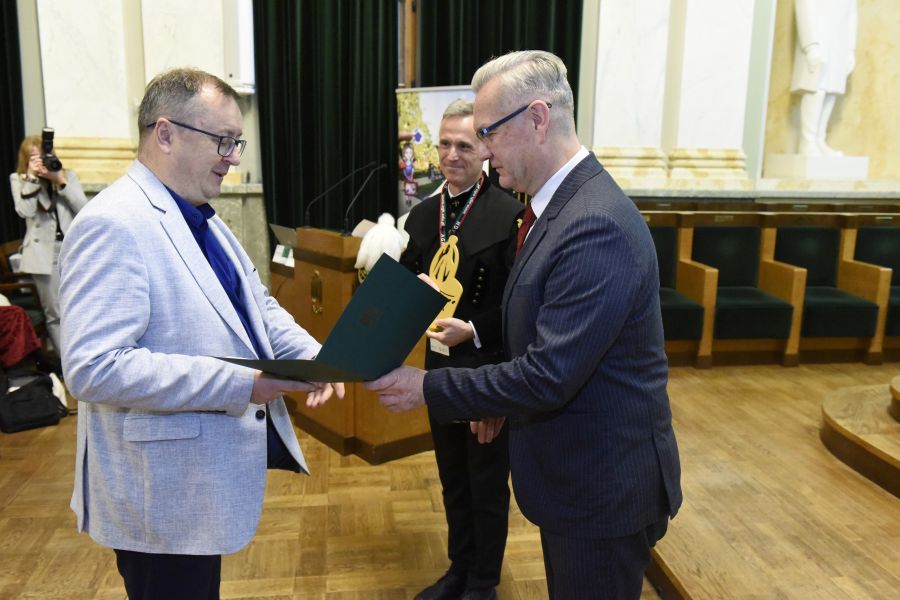 Kliknij aby zobaczyć pełny rozmiar