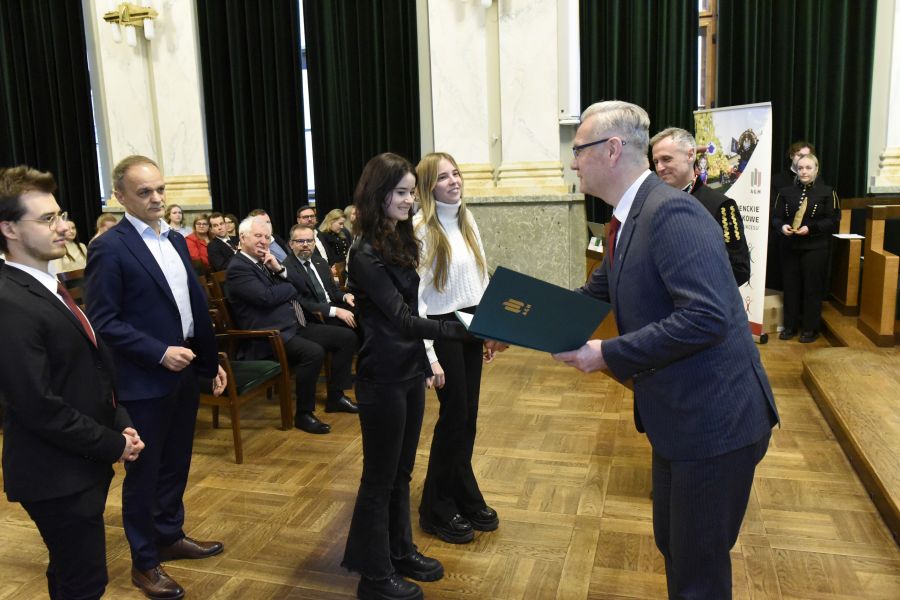 Kliknij aby zobaczyć pełny rozmiar