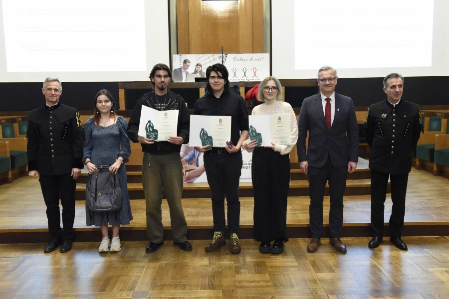 Kliknij aby zobaczyć pełny rozmiar