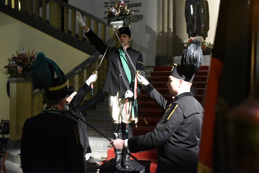 Kliknij aby zobaczyć pełny rozmiar