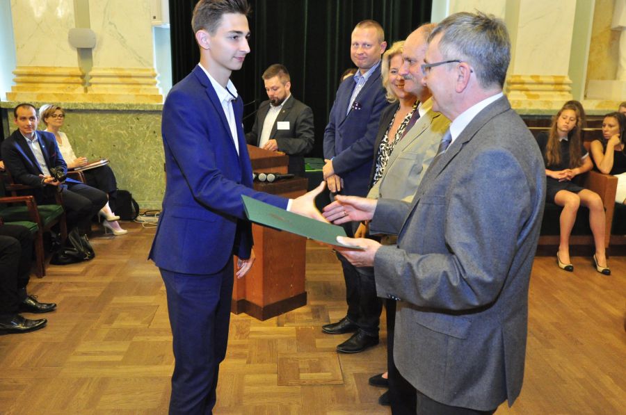 Kliknij aby zobaczyć pełny rozmiar