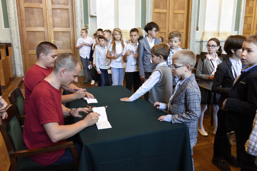 Kliknij aby zobaczyć pełny rozmiar