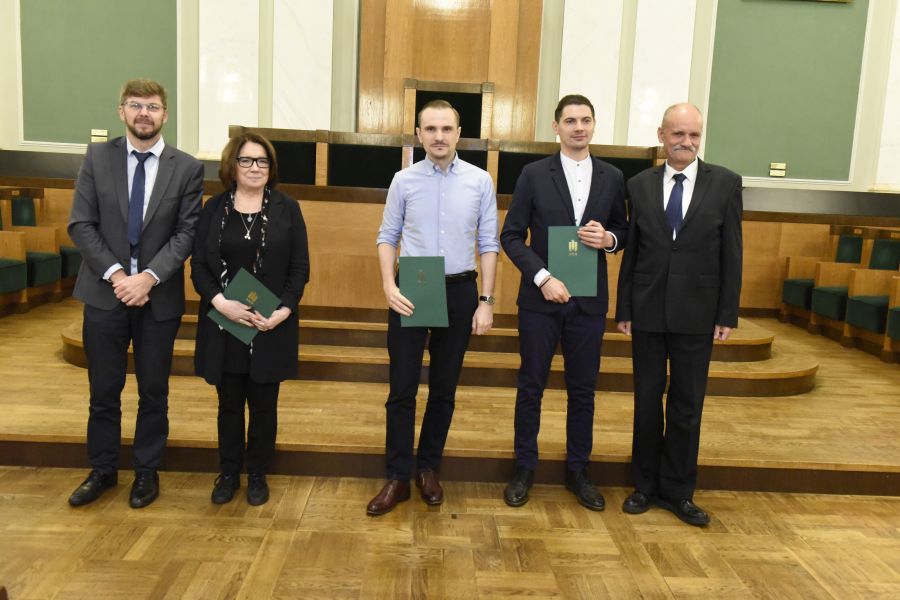 Kliknij aby zobaczyć pełny rozmiar