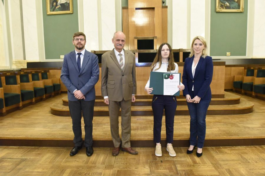 Kliknij aby zobaczyć pełny rozmiar