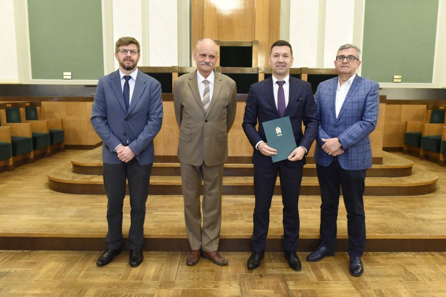 Kliknij aby zobaczyć pełny rozmiar