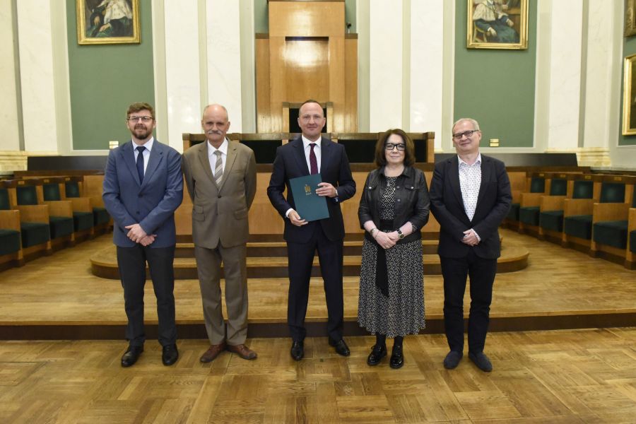 Kliknij aby zobaczyć pełny rozmiar