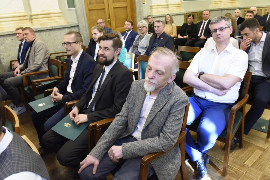 Kliknij aby zobaczyć pełny rozmiar