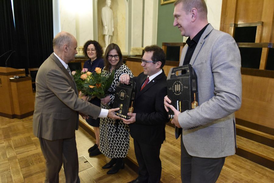 Kliknij aby zobaczyć pełny rozmiar