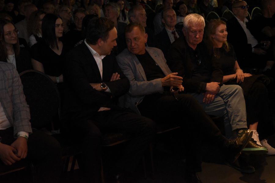 Kliknij aby zobaczyć pełny rozmiar
