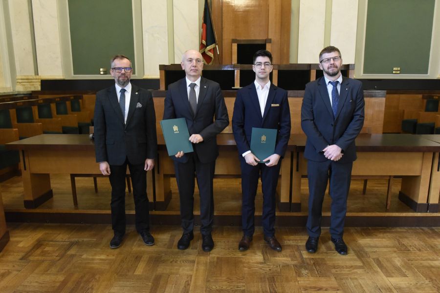 Kliknij aby zobaczyć pełny rozmiar