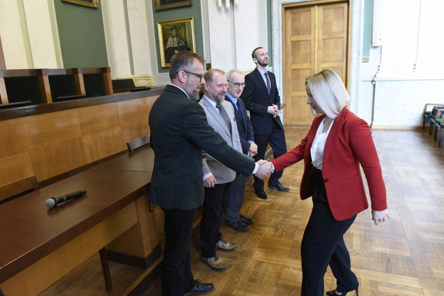 Kliknij aby zobaczyć pełny rozmiar