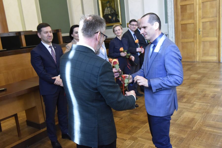 Kliknij aby zobaczyć pełny rozmiar