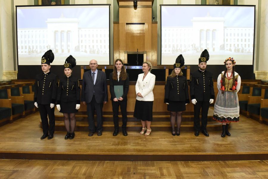 Kliknij aby zobaczyć pełny rozmiar