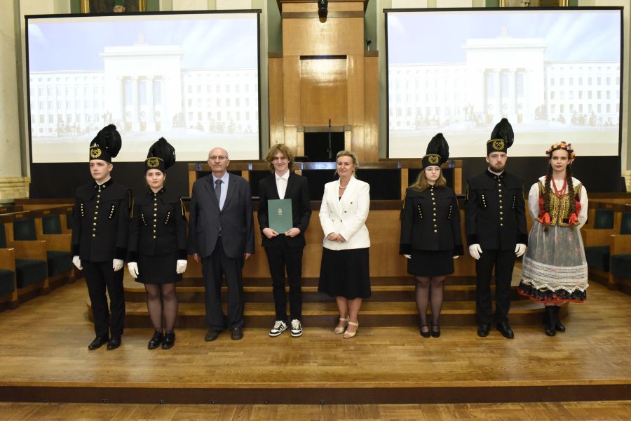 Kliknij aby zobaczyć pełny rozmiar