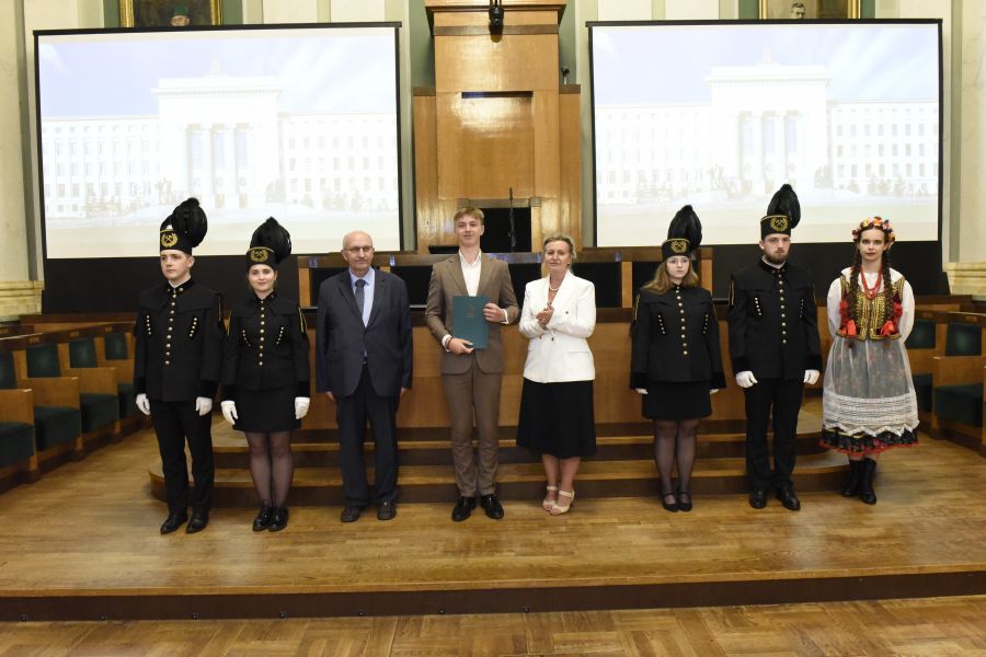 Kliknij aby zobaczyć pełny rozmiar