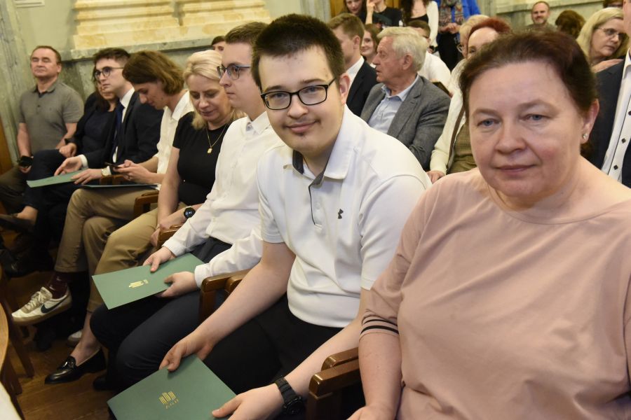 Kliknij aby zobaczyć pełny rozmiar
