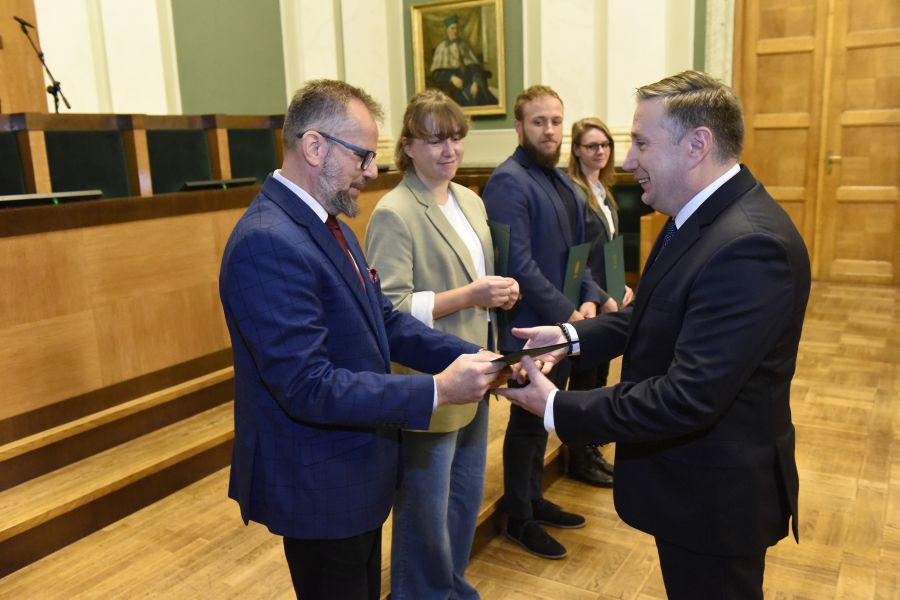 Kliknij aby zobaczyć pełny rozmiar