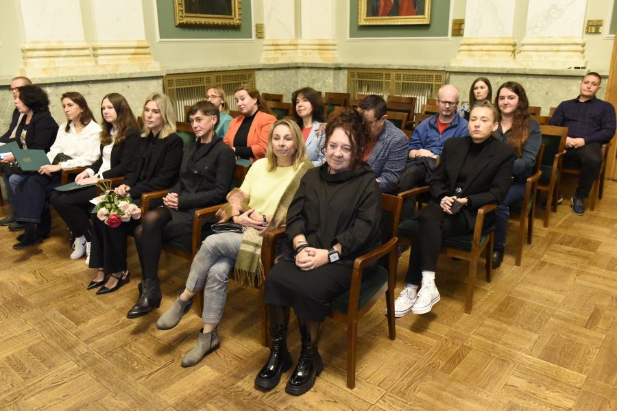 Kliknij aby zobaczyć pełny rozmiar